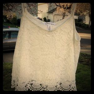 NWOT Ambiance apparel lace crop top!